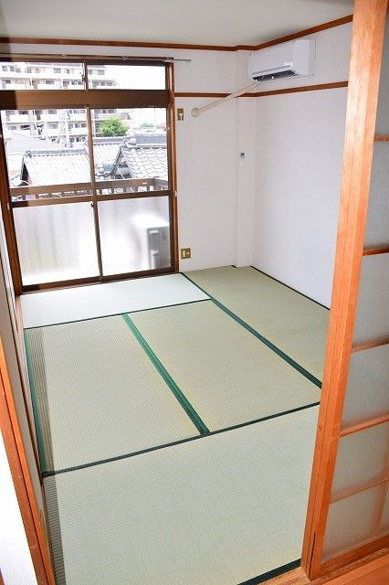 シャルマン若草　　谷市近郊の賃貸はクラスホーム刈谷店の居間・リビング