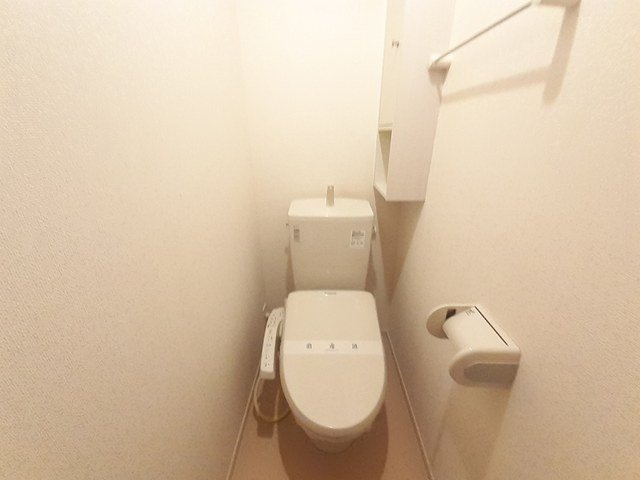 メゾンドソレイユⅢのトイレ