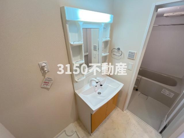 ハピネス辻　Ｂの洗面所|洗髪洗面化粧台