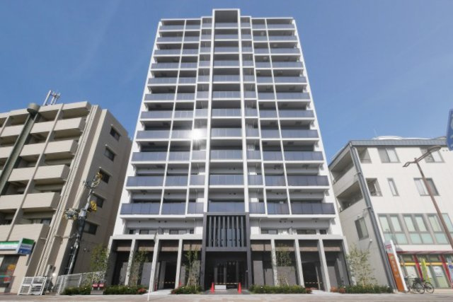 大阪市淀川区西三国４丁目の賃貸マンションの外観
