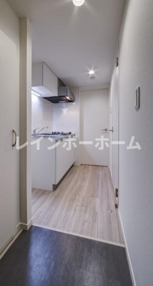 R氷川の玄関