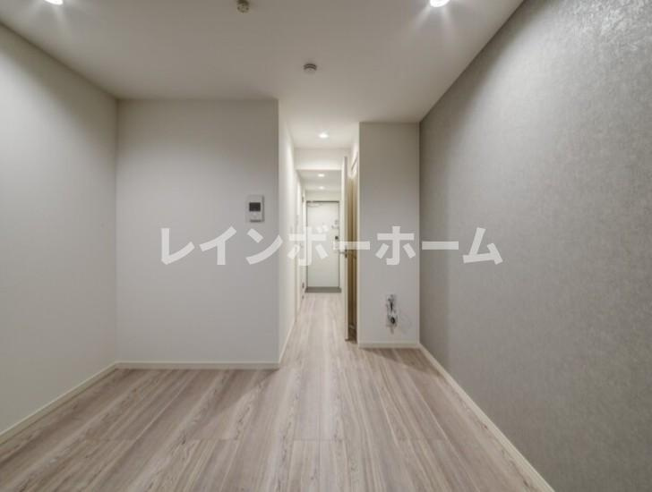 R氷川の内装