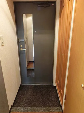 杉並区上高井戸３丁目の賃貸マンションの玄関