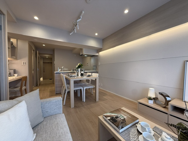 【居間・リビング】 | マンション第二恵比須苑 | ※写真内の家具・インテリア等は付帯しません。