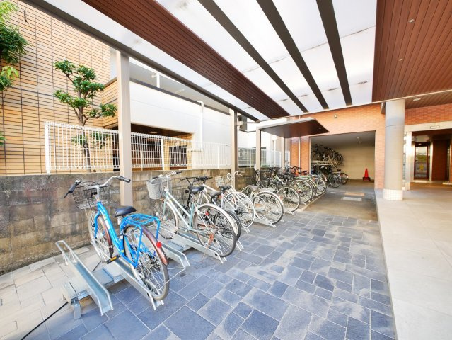フクダ不動産新大宮マンションのその他共用部分|駐車場です