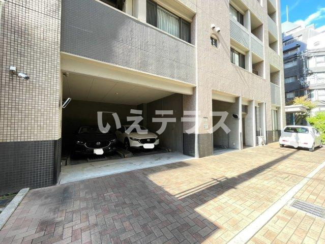 ドルフブランシュ・ブルーの駐車場|駐車場に車を止められます