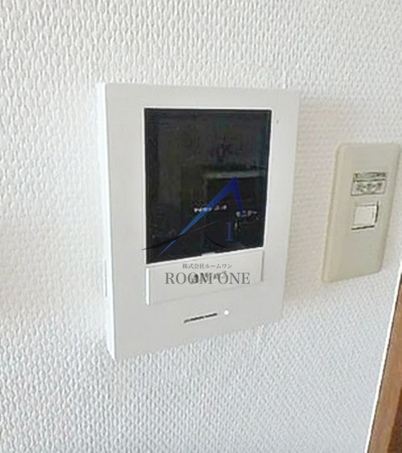 ロフティー平井のセキュリティ|モニター付きインターホンです。