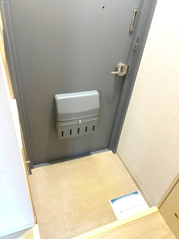 パイニーコーポの玄関