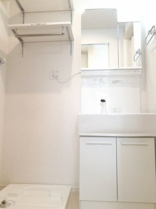 ファミールシャトーＡ　　刈谷市近郊の賃貸はクラスホームの独立洗面台