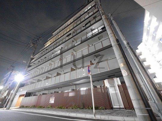 エヌステージ鶴見の外観