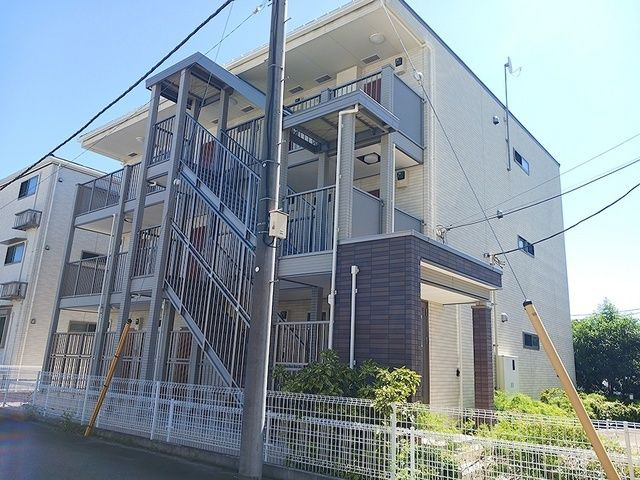 ウッドパーク林間Ａの外観