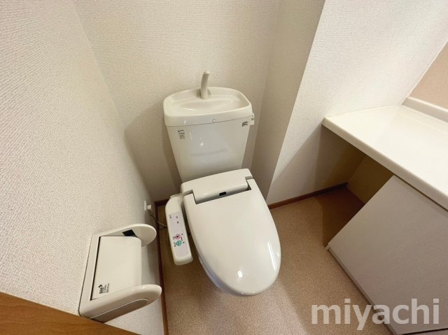 EKARINA助任のトイレ