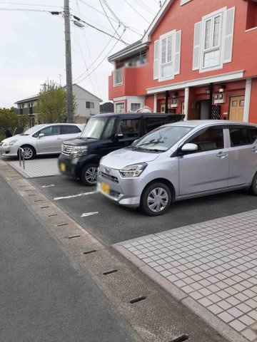 メープルタウンＡの駐車場