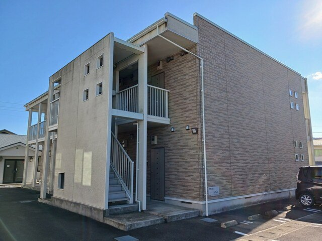 シャロル　ワン