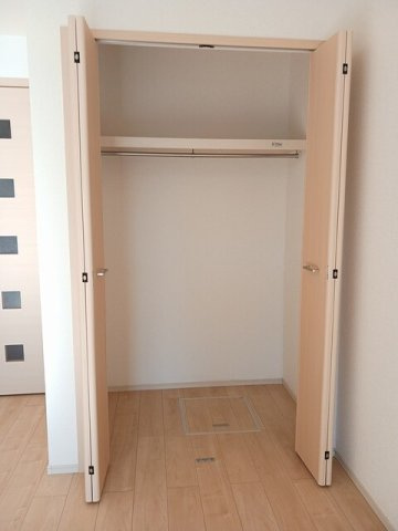 シャロル　ワンの収納|大きなものも収納できそうです