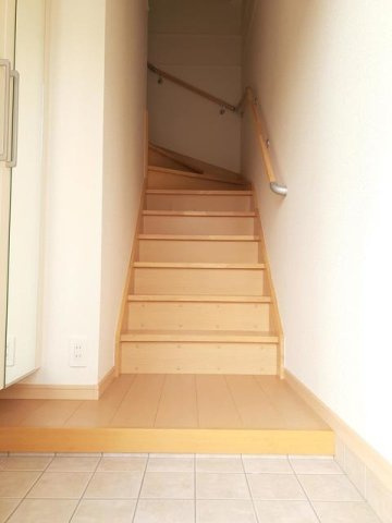 エセレンテの玄関|落ち着いた玄関です