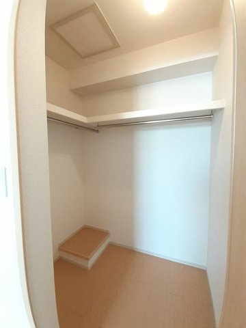 ライトブレス　Ｂの収納|大きなスペースがあり、収納には困りません