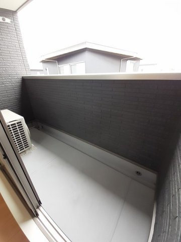 オリーブハウス　Ｂのバルコニー|外からの目が気にならないバルコニーで洗濯物が干せます