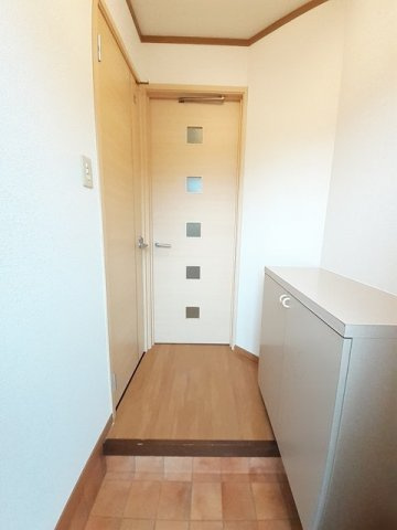 コーポリンクス１の玄関|毎日通る玄関はこちらです