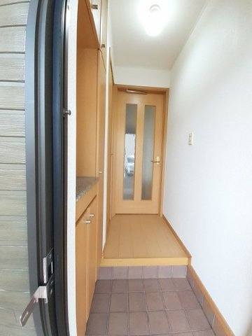 メゾン　ド　アイムの玄関|シンプルで使いやすい玄関です