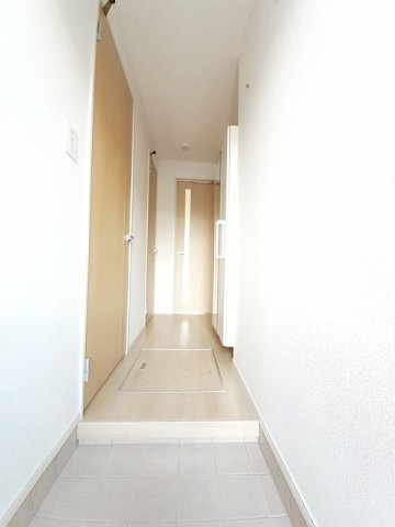 ＪａｄｅＨｏｕｓｅ庄町　Ｂの玄関|きれいな玄関です