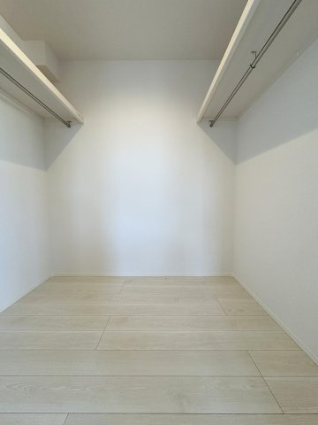 八潮市上馬場　新築戸建の収納|季節物の大物家電の収納にも便利なウォークインクローゼット