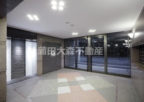 ルーブル蒲田南弐番館のエントランス|防犯カメラTVモニター付オートロック宅配BOXメールBOX管理人室　エントランス