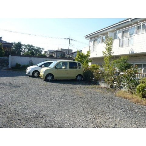 アネックス鈴木の駐車場