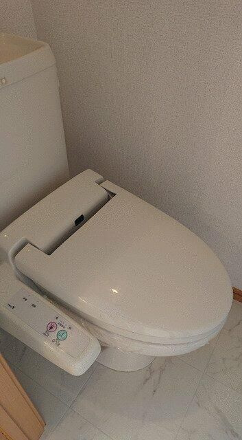 ソレアードＣ館のトイレ