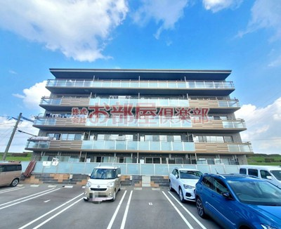 サクセス東櫛原の外観|おしゃれな外観です