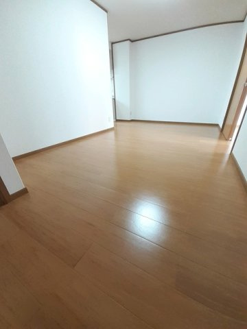 メープルタウンＡの居間・リビング
