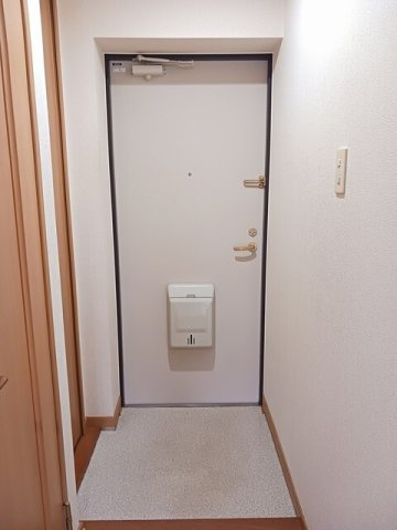 プロムナードの玄関