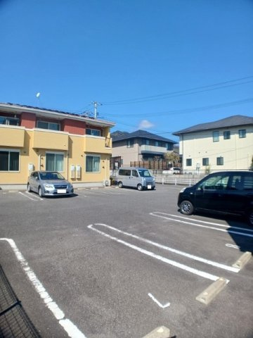 コンフィデンテ　Ａの駐車場