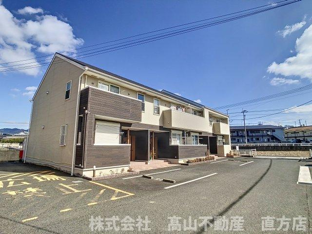 北九州市八幡西区楠橋下方１丁目のアパートの外観