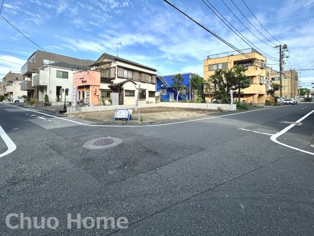 江戸川区松本2丁目新築分譲住宅の前面道路含む現地写真|前面道路