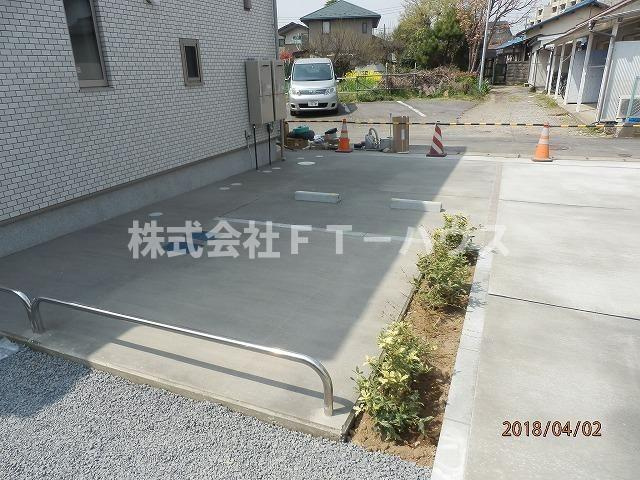 レスポワールの駐車場