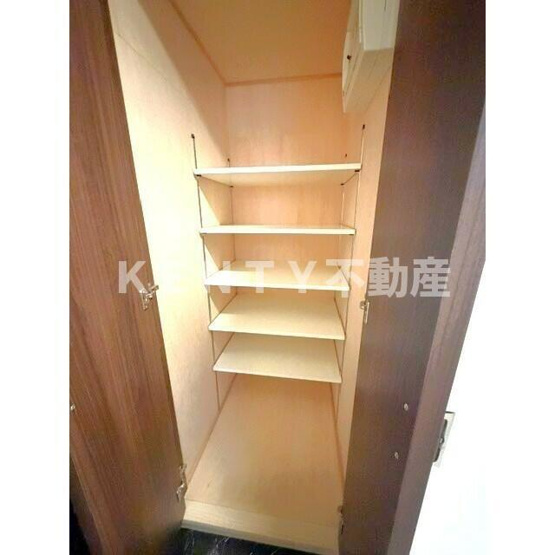 【収納】 | グランデュールⅥ羽田 | 専用の収納スペースです