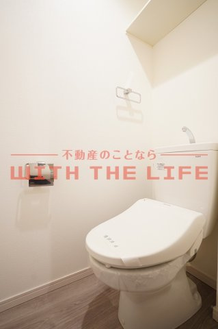 alba LeafⅡ【キャッシュバック対象物件】のトイレ|落ち着いたトイレです