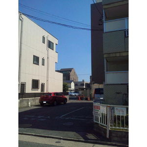 デュオキシモトの駐車場