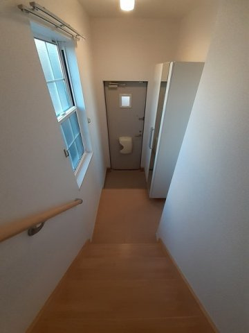 ア・ラ・モード　ヴィラ　Ａの玄関