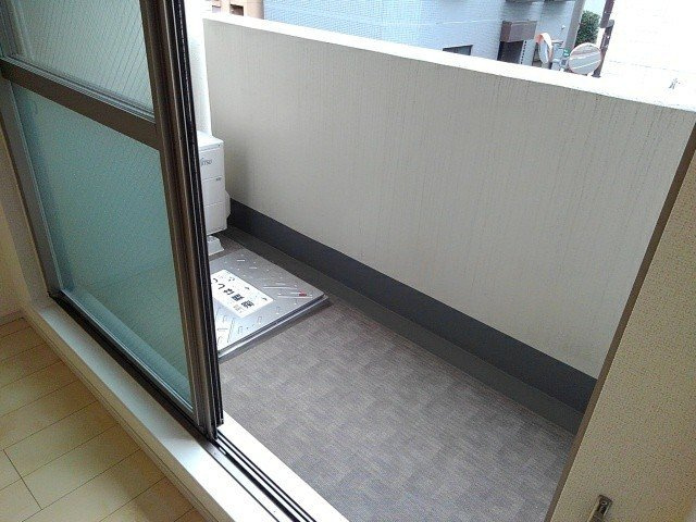 ヴェルメイユのバルコニー