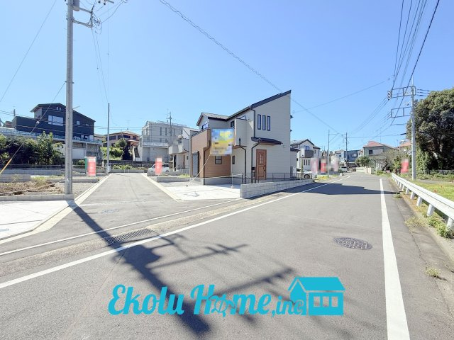 あきる野市平沢第2　全10区画　5号棟の前面道路含む現地写真|2026年10月撮影