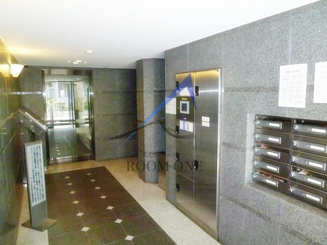 ルーブル中野新橋弐番館のその他共用部分|宅配ボックスです。