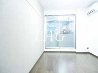 【居間・リビング】 | サンクレスト吉田 | 洋室のお部屋です。