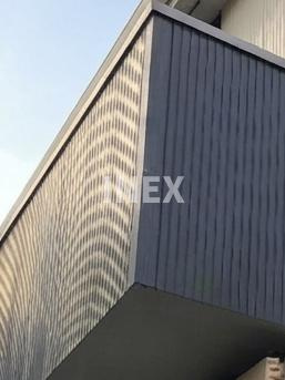 横浜市保土ケ谷区瀬戸ケ谷町のアパートのバルコニー
