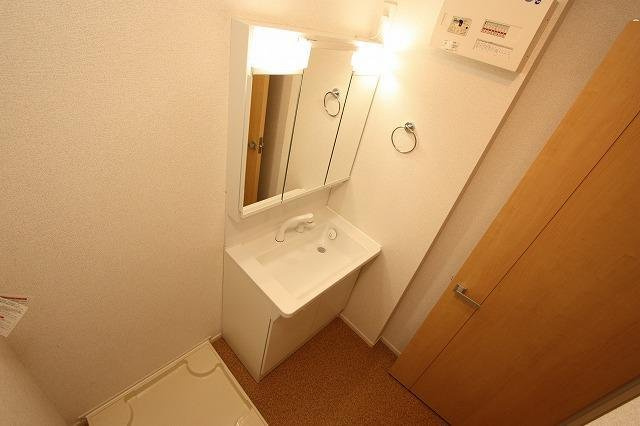 シャインＢの洗面所