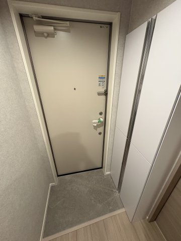 Grand Villa ROKUCHOの玄関