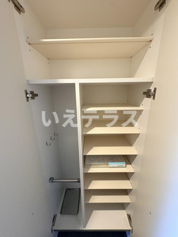 MAISHIN神戸三宮EASTの収納