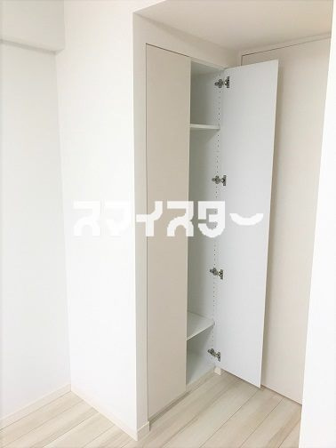 レアライズ立川AZの収納
