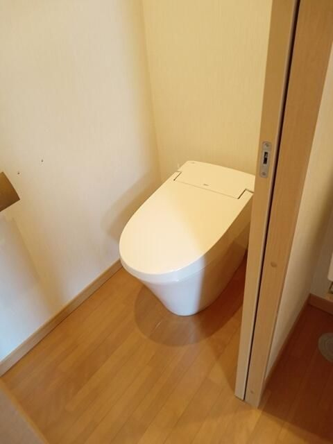 フラッツ６３４のトイレ